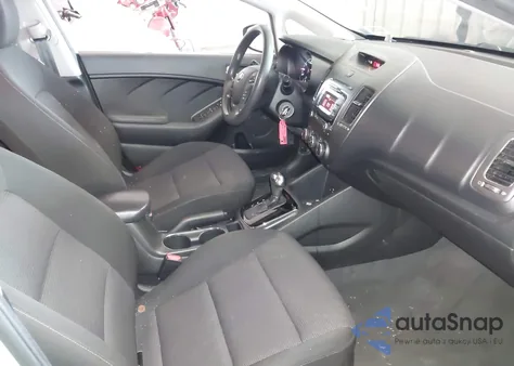 2018 Kia Forte Lx z USA, uszkodzony, nr VIN 3KPFK4A79JE234542